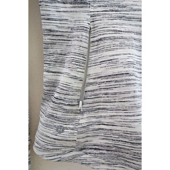 Lululemon Women's Sz 2 White/Silver Runderful Long Sleeve Running Shirt - Picture 8 of 11